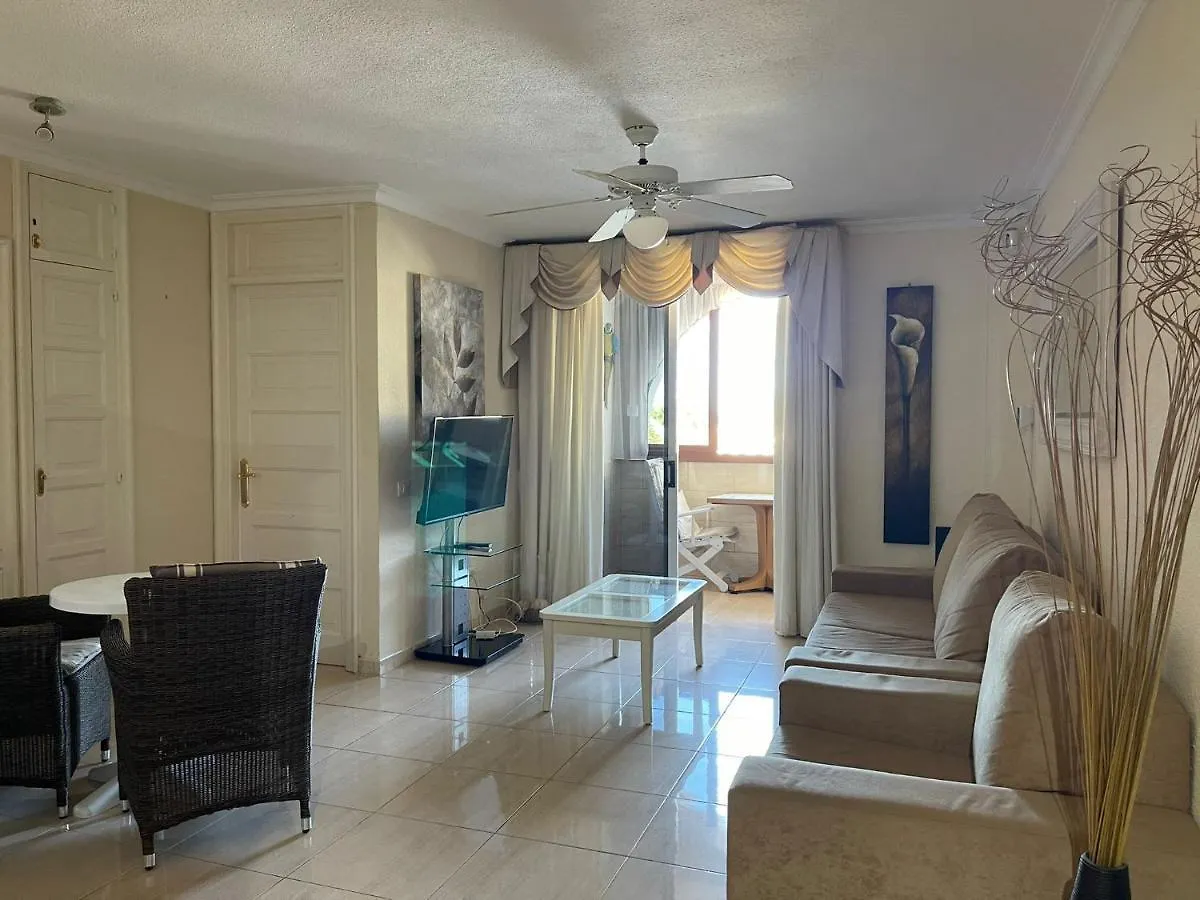 Few Steps From Golden Mile In Las Americas Arona  0*, Arona (Tenerife) İspanya